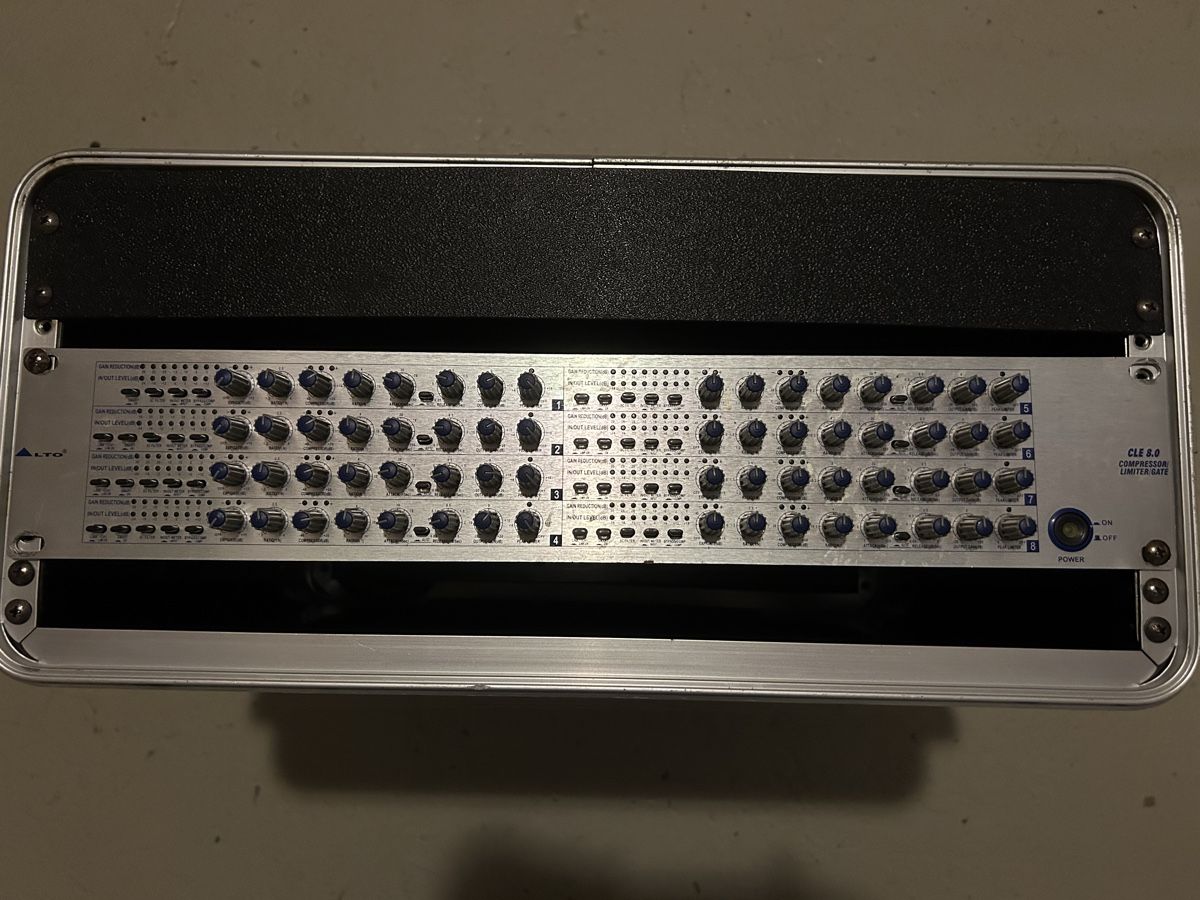 Strumenti musicali: Alto CLE8 Compressor Limiter Gate – Usato da Birr venduto da nbsound
