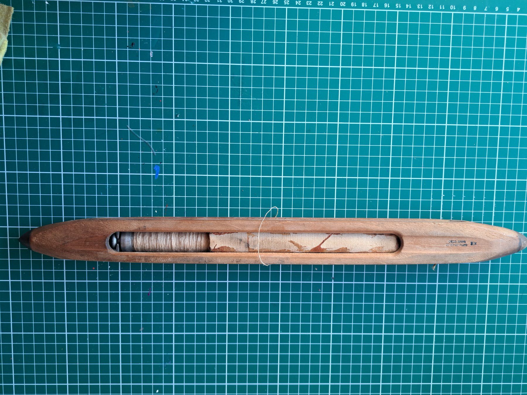 Telai per tessitura: Anciennes pièces de métier à tisser – Usato da La Roche FR venduto da seashellfan