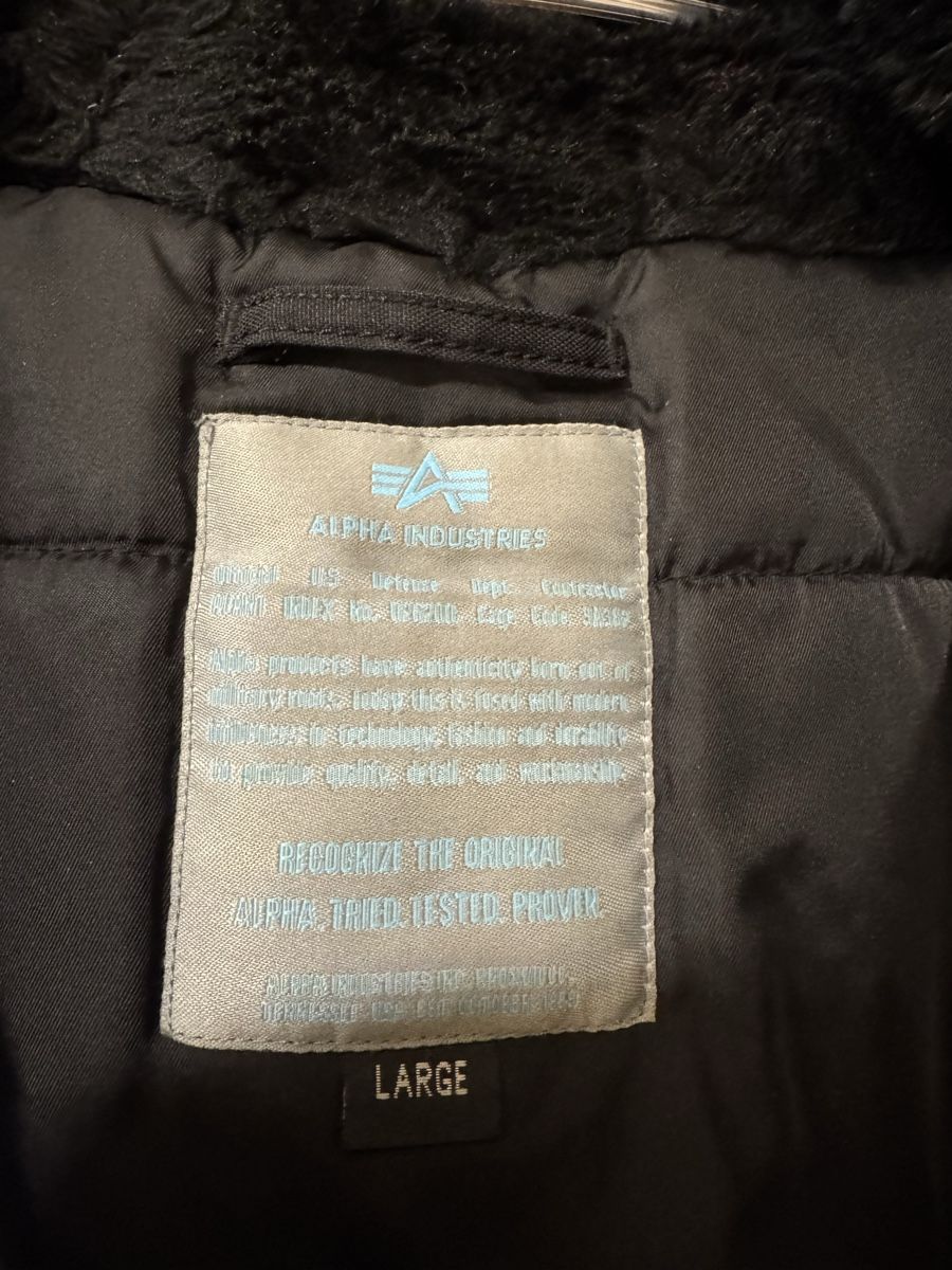 Alpha Industries Jacken: Alpha Industries Winterjacke – Gebraucht aus Lenzburg von Meister_k 3