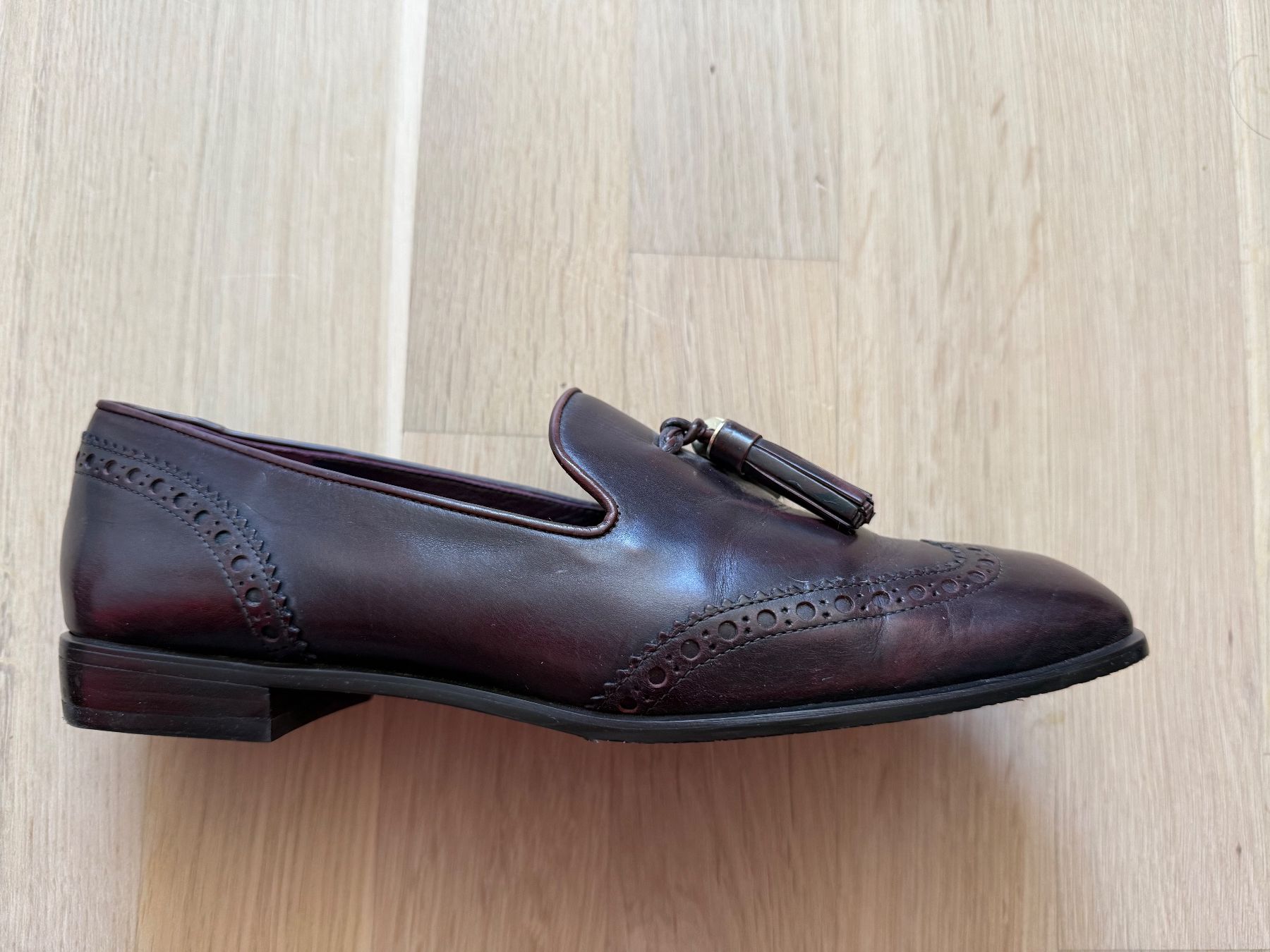 Stuart Weitzman Damenschuhe: Stuart Weitzman Loafers Grösse 41 dunkelrot – Gebraucht aus Wiesendangen von iri_5pq6 1