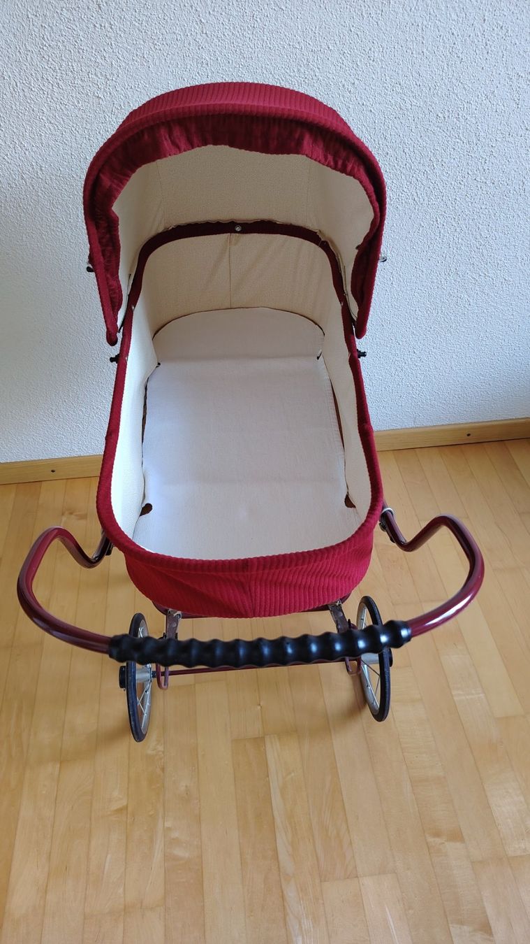 Carrozzine per bambole: Vintage-Puppenwagen – Usato da Niederwil AG venduto da ang_q5m9 2