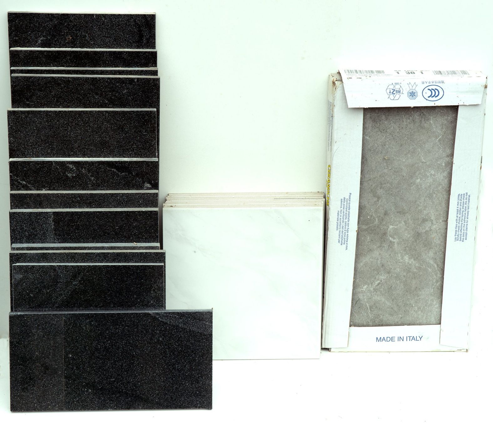 Bodenbeläge: Restposten Granit- und Keramikplatten – Neu (gemäss Beschreibung) aus Lützelflüh-Goldb von Harriho