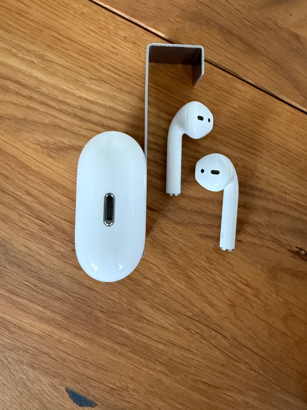 Apple Cuffie: APPLE AirPods 2 – Usato da Lausanne venduto da Nine1982 7