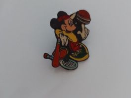 Pin Comic Mickey Mouse Sport