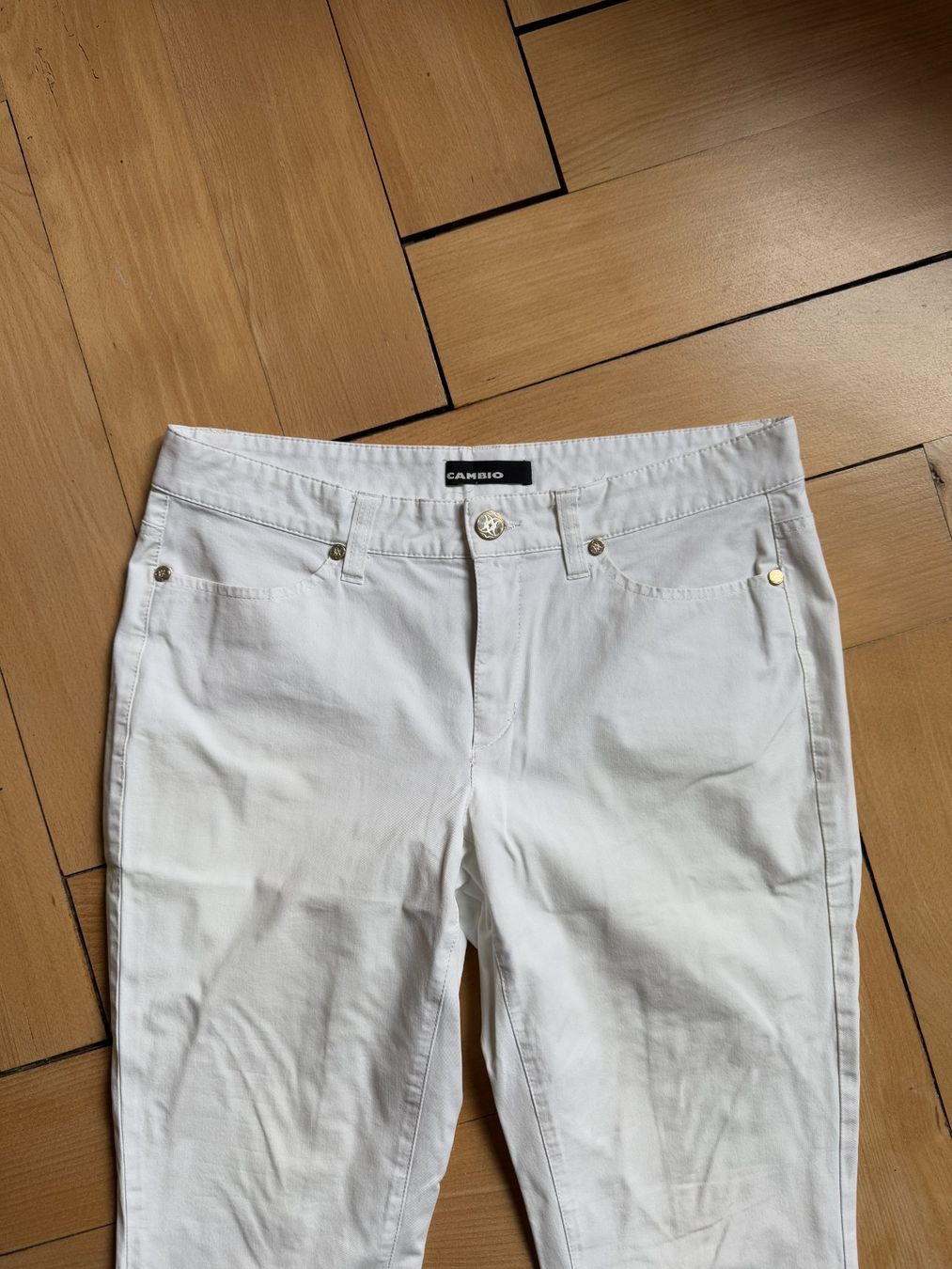 Cambio Pantalons: CAMBIO - 7/8 Hose weiss 40 – D'occasion à Zürich par Diazaio 1