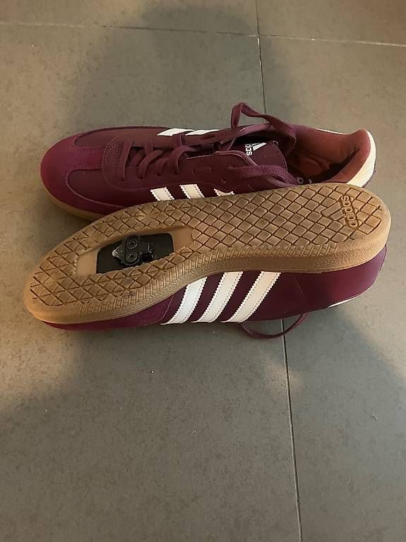 Scarpe da uomo: Adidas Velosamba 46 2/3 – Usato da Zürich venduto da SUPERNERD 3