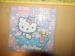 Hello Kitty Puzzle Motiv Badewanne