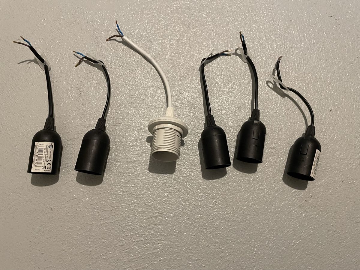 Lampadari & plafoniere: 6 Lampenfassungen E27 Baustelle / Umzug – Usato da Fahrwangen venduto da Racardo10
