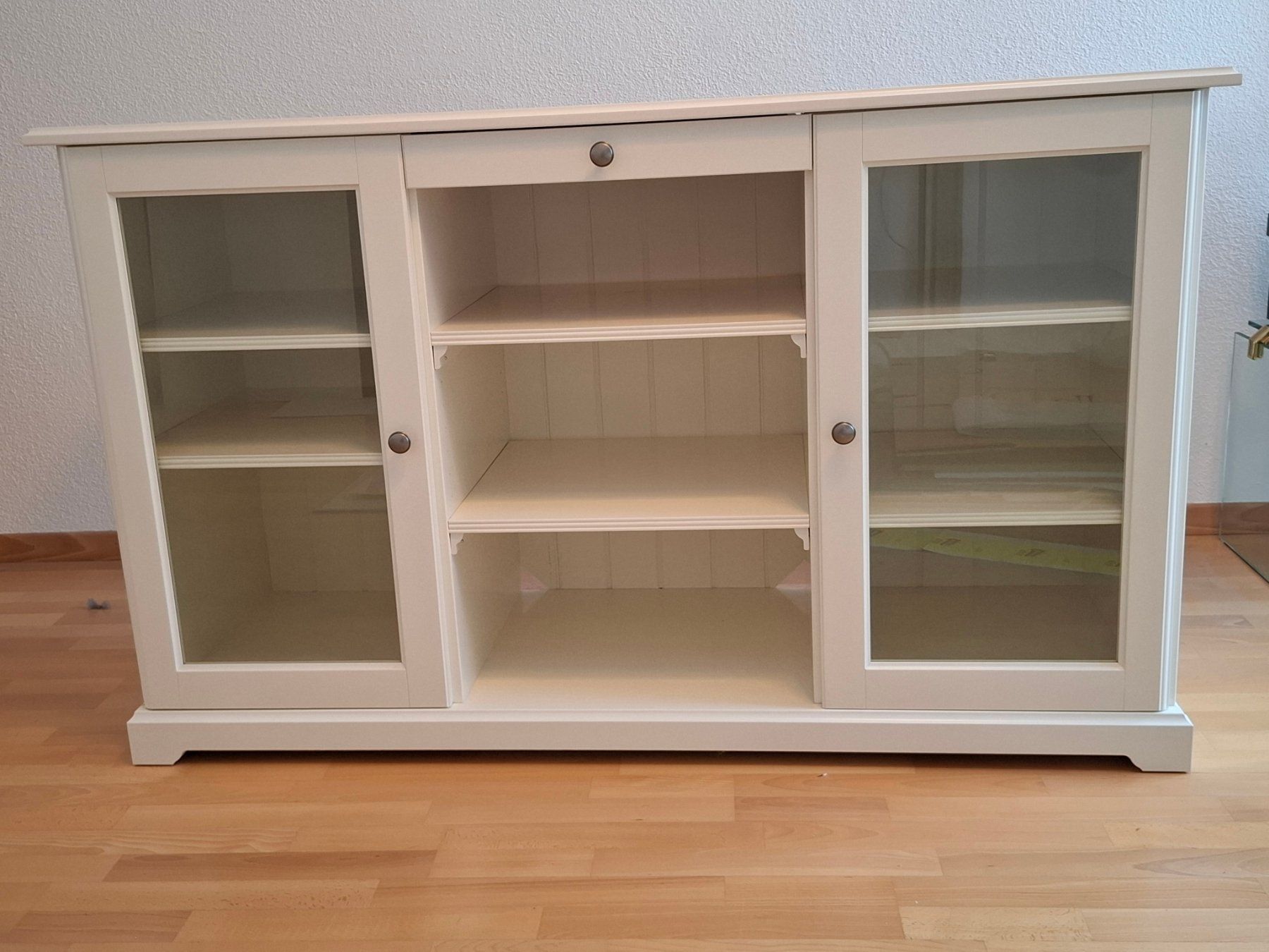 Ikea Credenze: Sideboard LIATORP Ikea - TOP Zustand – Usato da Seengen venduto da Merlin66