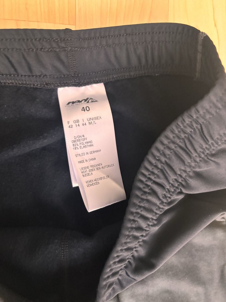 Pantaloni: Warme Thermo Tights von RED Gr. 40 – Nuovo (secondo la descrizione) da Rotkreuz venduto da Bonito77 1
