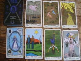 Agatha all along: tarot deck and guidebook