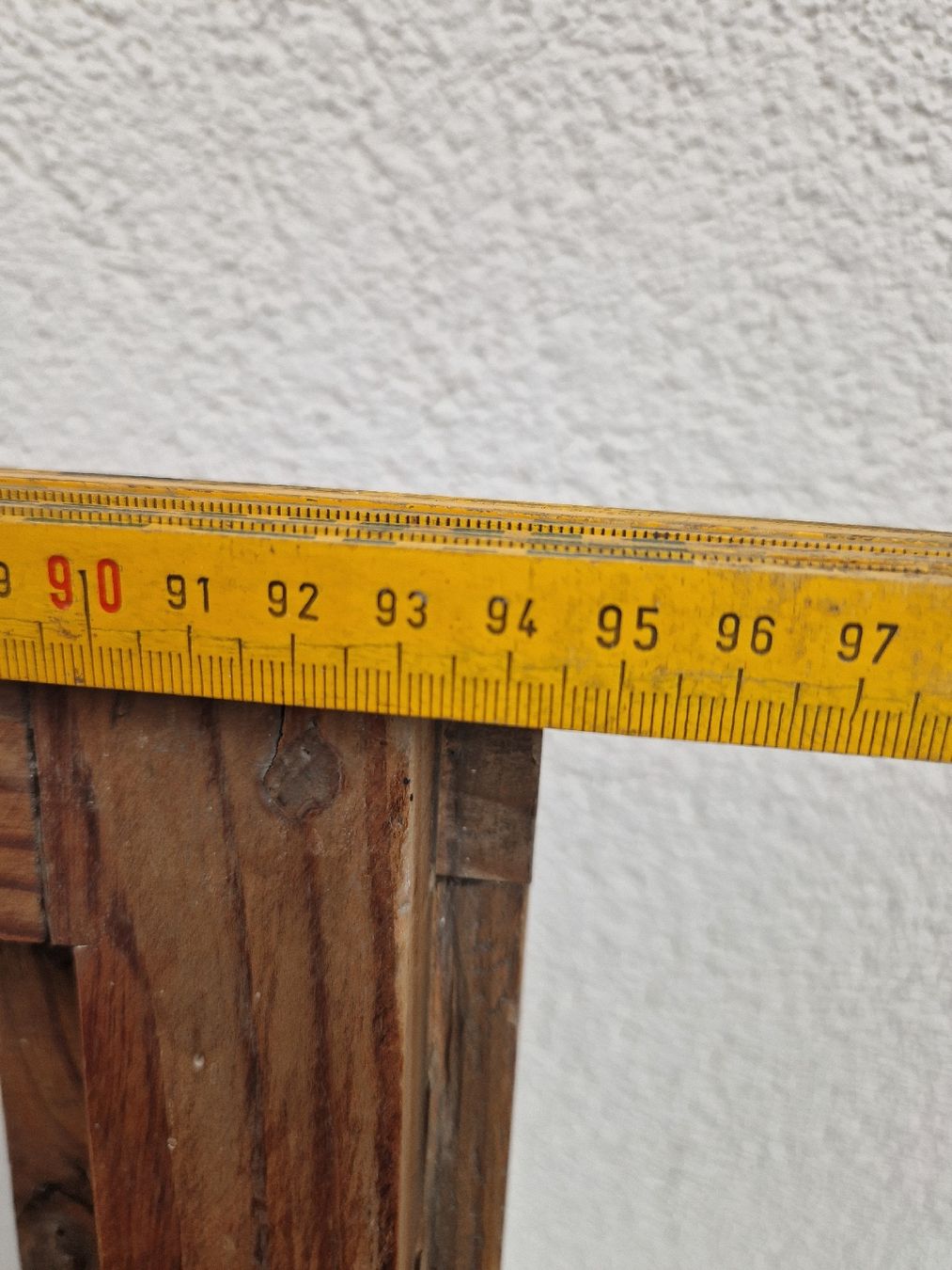 Alle Dekorationen: Altes Holzfenster mit Griff Mass 97x130 cm – Gebraucht aus Mörigen von Clio111 3