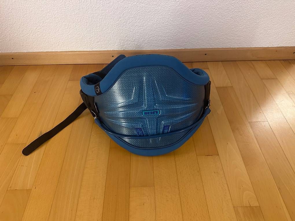 Kite: North / Duotone Kitesurf Set – D'occasion à Pfäffikon SZ par PDW26 3