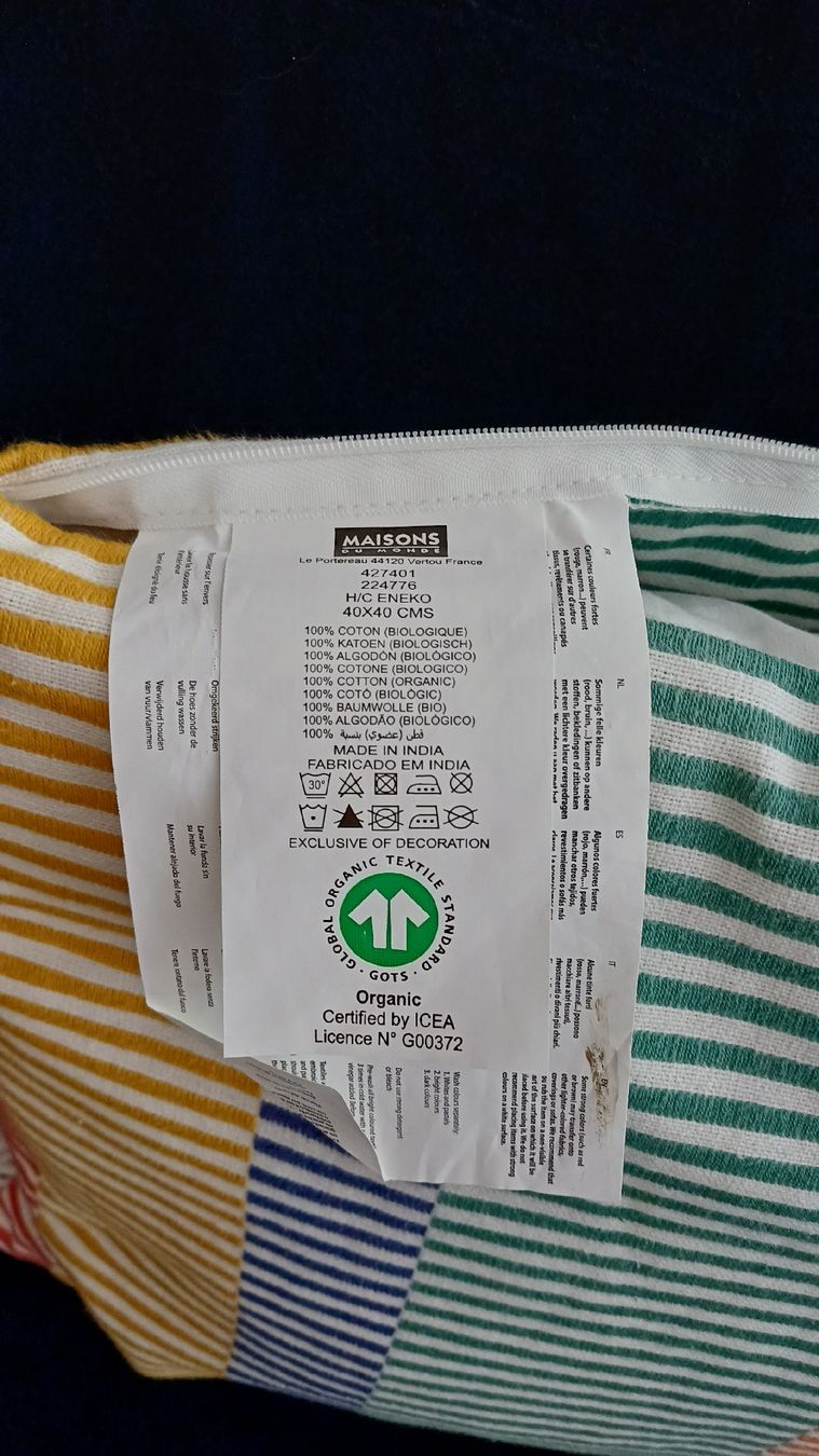 Maisons du monde Kissen: Coussin multicolore à franges – Gebraucht aus Genève von njia 3