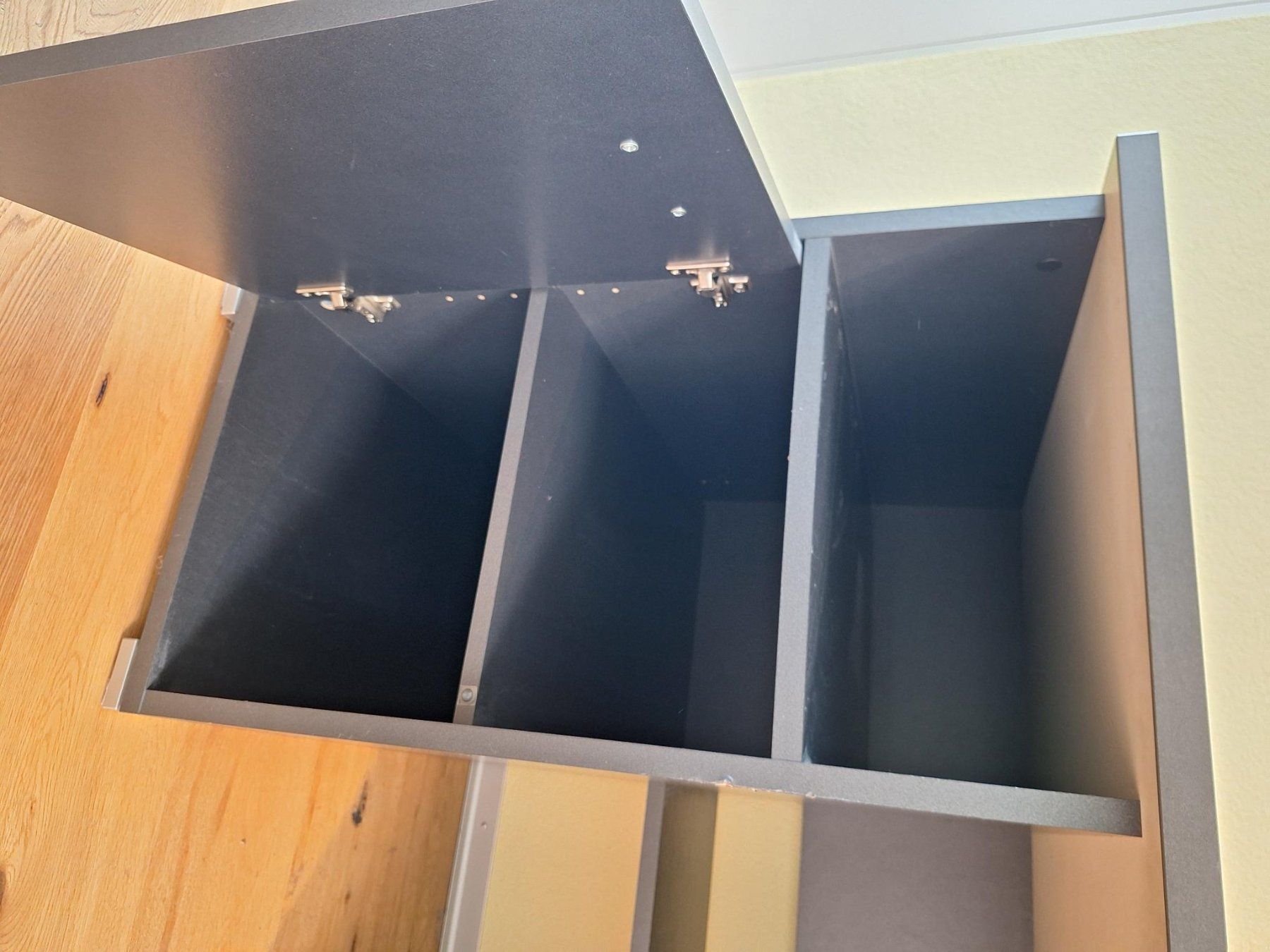 Schreibtische: Bürotisch – Gebraucht aus Altishofen von Vigu73 2