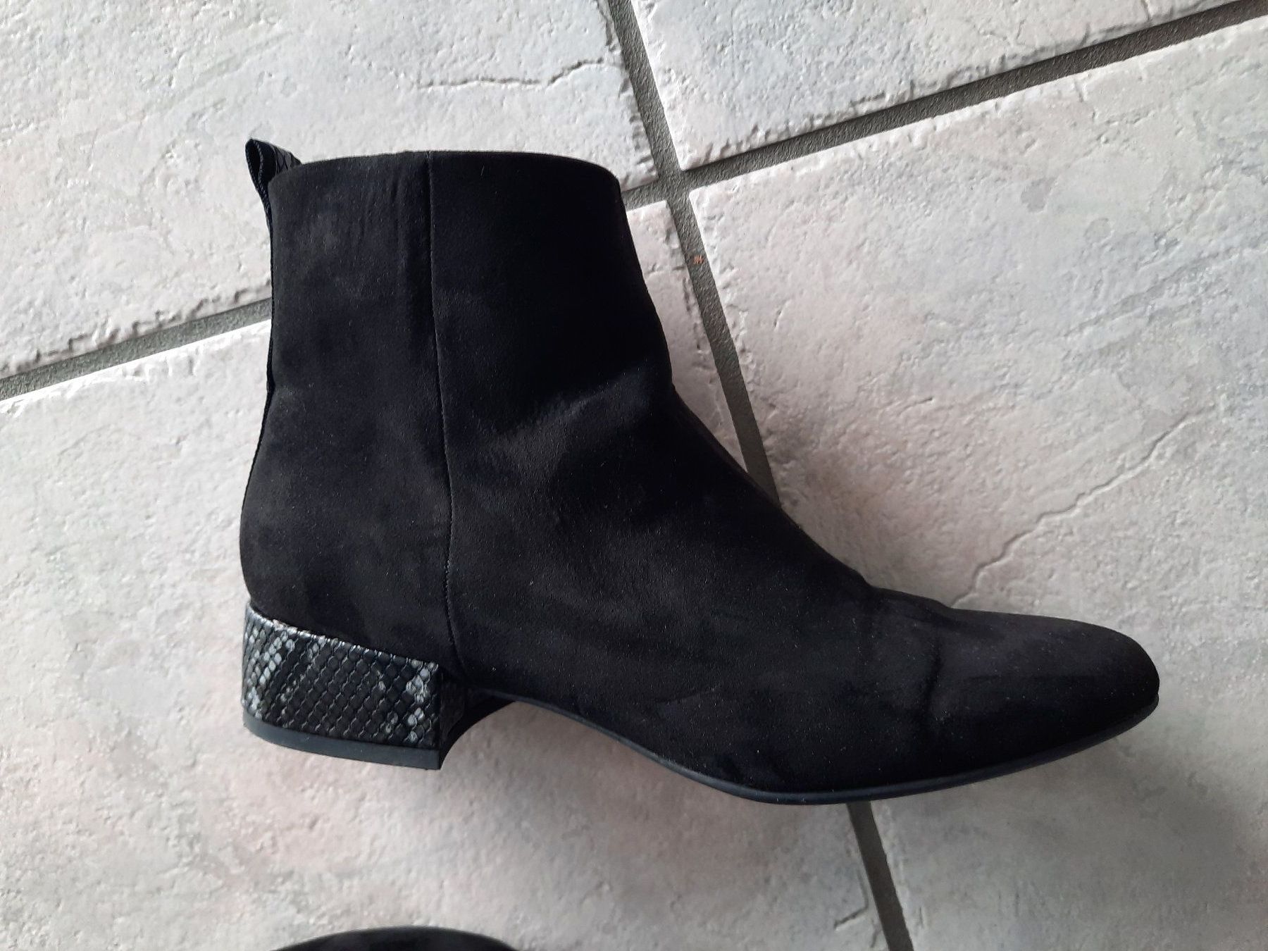 Damenschuhe: Bottines taille 39 – Gebraucht aus Courroux von Soleilpat47