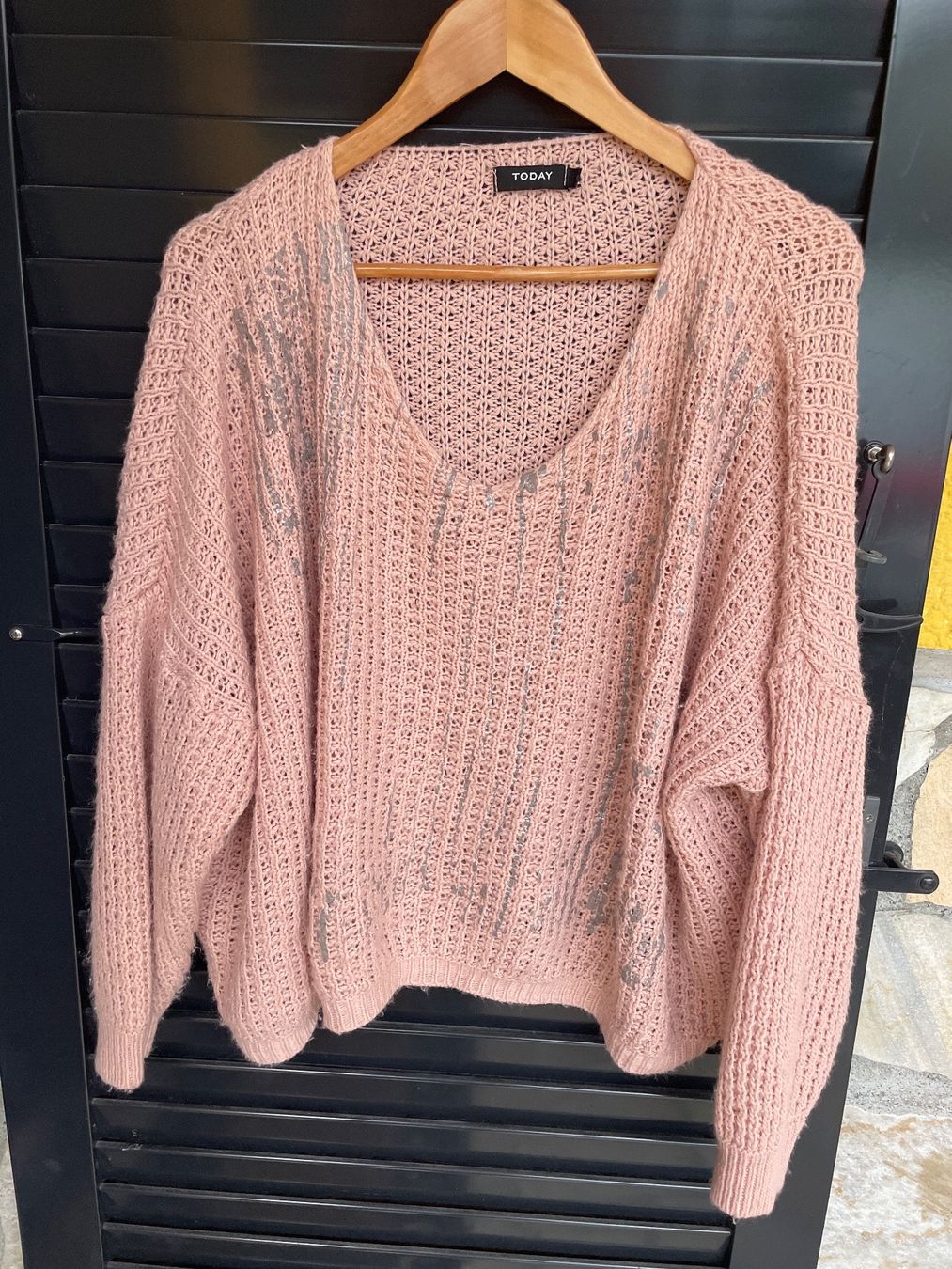 Pullover & Sweatshirts: Damen Pullover lachsfarbig L (gross geschnitten) – Gebraucht aus Bergdietikon von antovale