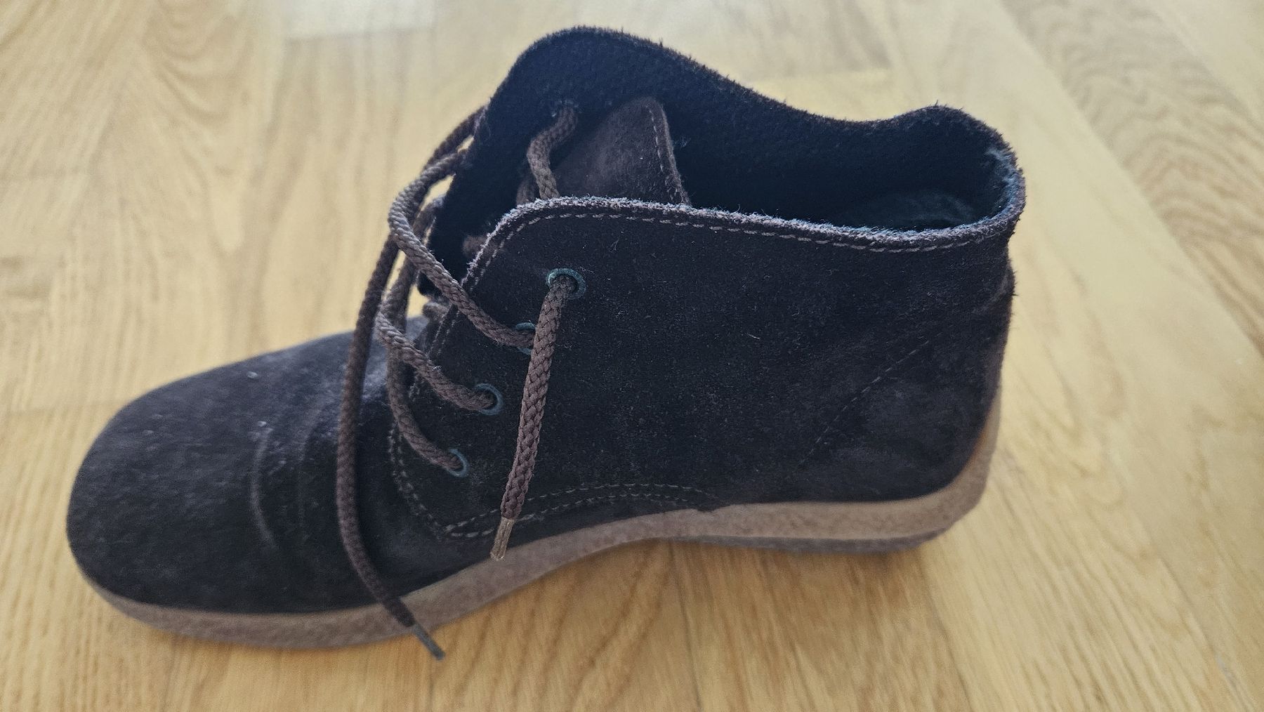 Scarpe da donna: Damen Schuhe Wildleder braun 37 – Usato da Hildisrieden venduto da Schteigeiss 1