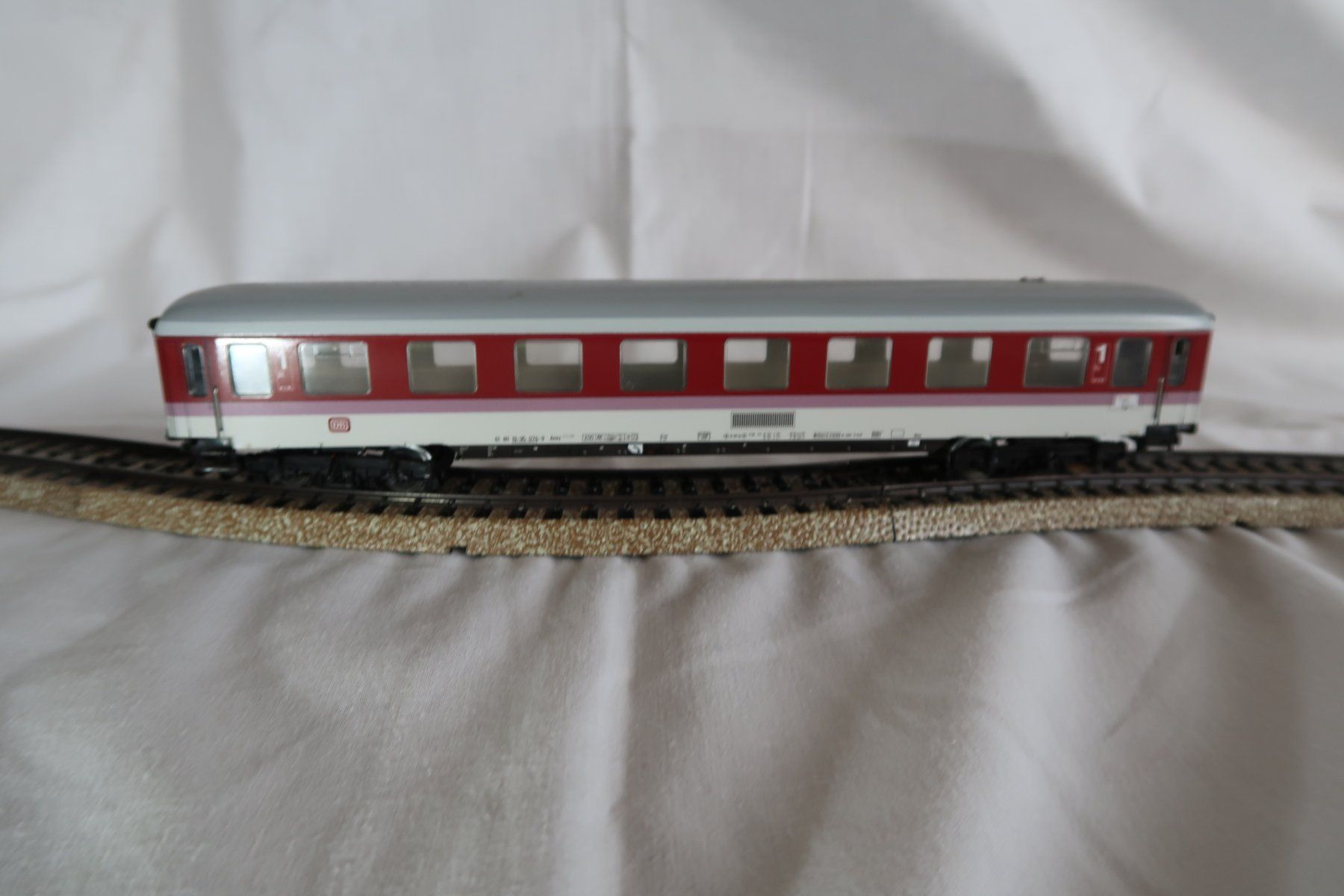 Märklin Modelleisenbahnen: Märklin 4226 IC-Grossraumwagen Blech – Gebraucht aus Hurden von Barth23