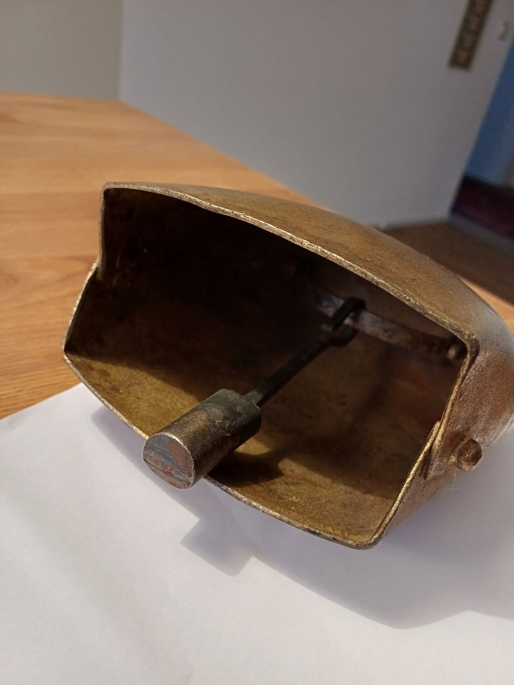 Glocken & Treicheln: Wunderschöne Glocke, Treichle, mit schönem klang..... – Gebraucht aus Zuckenriet von Res. 4