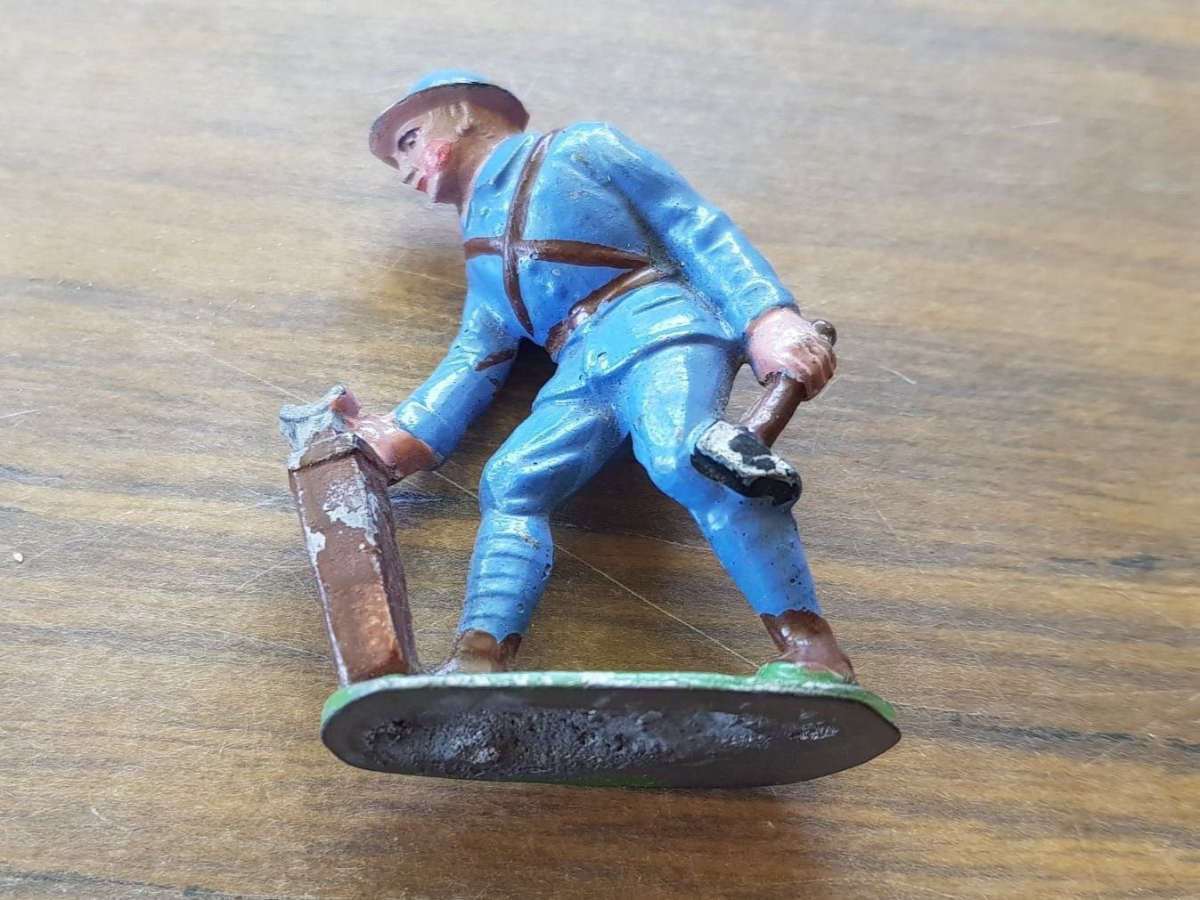Figuren: Zinnfigur antik - Soldat Nr.1 – Gebraucht aus Mörschwil von antiksalon 4