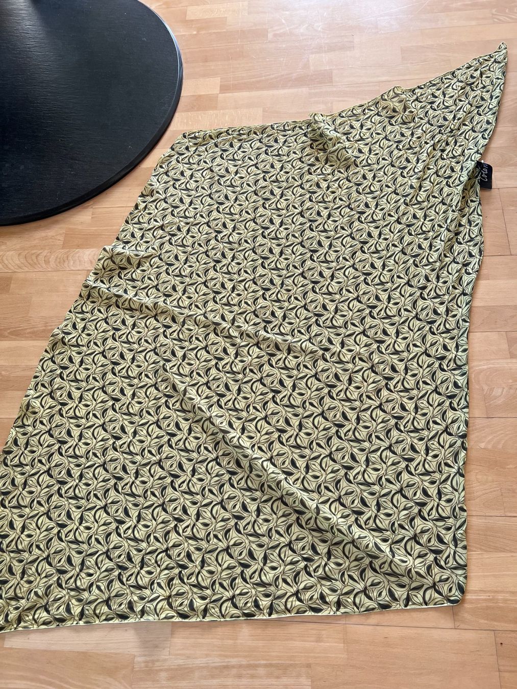 Colora Foulards & écharpes: Colora Schal, 30% Seide, Hellgrün, NEU – Neuf avec emballage d'origine à Worb par farben20zauber 3