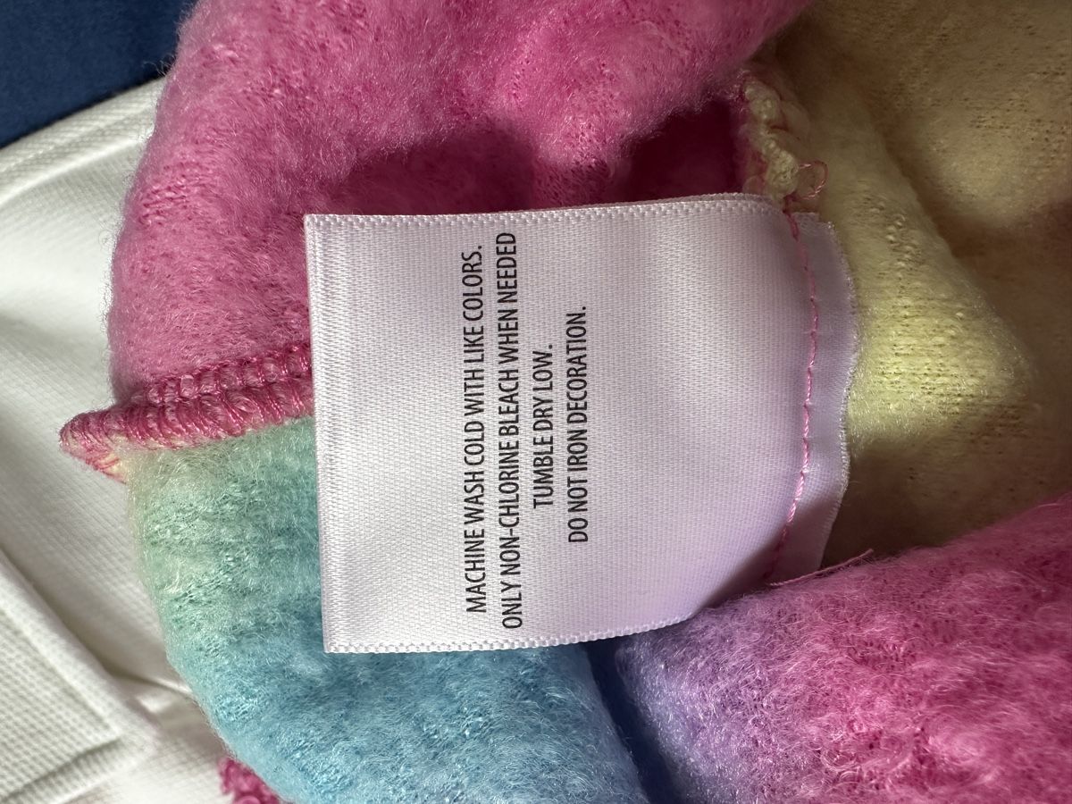Pullover & Sweatshirts: I am Kenough - Pullover – Neu (gemäss Beschreibung) aus Grüningen von DomegaStore 3