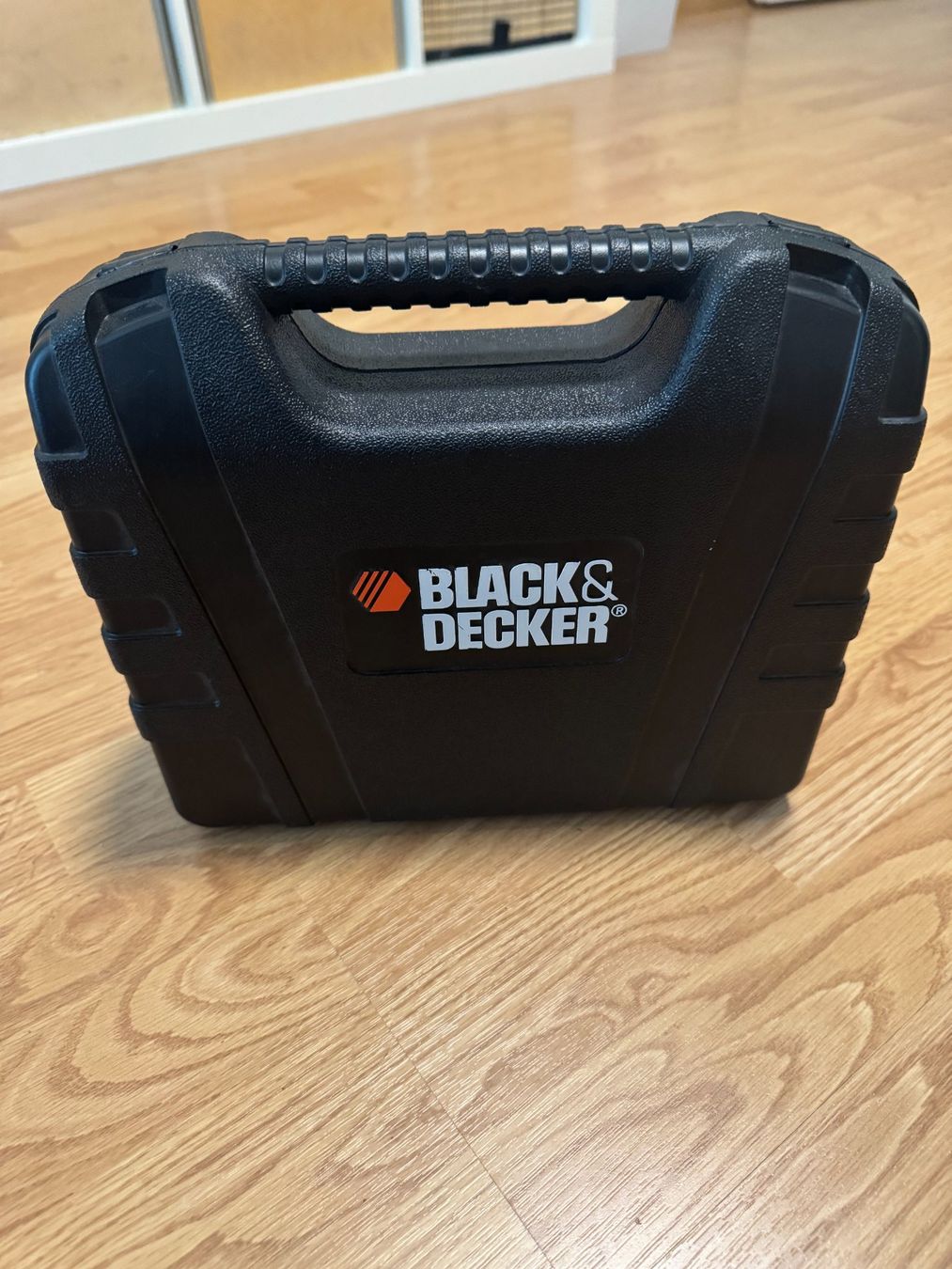 Tutti gli attrezzi: Black + Decker Akkuschrauber-Set mit Zubehör – Usato da Riehen venduto da Lord7M7 3