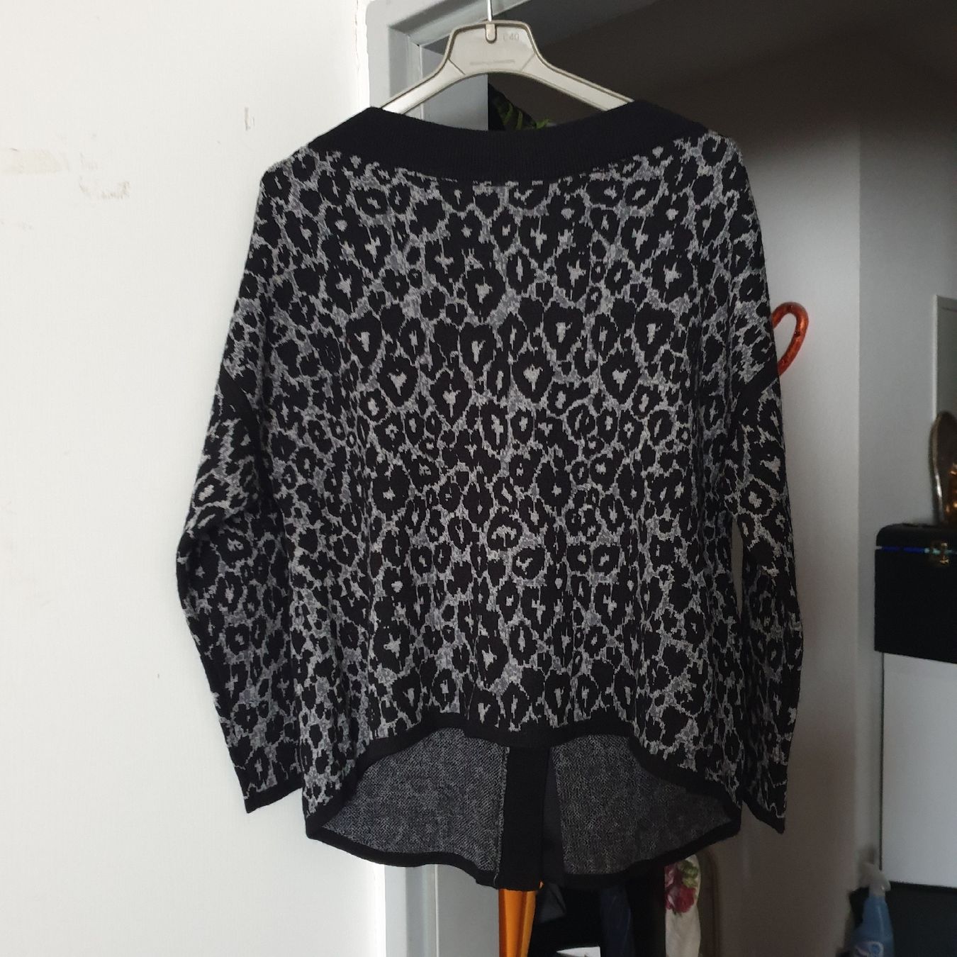 Liu Jo Maglioni & Felpe: Liu Jo raffinierter Pullover Gr. 38 – Nuovo (secondo la descrizione) da Frenkendorf venduto da Moon111