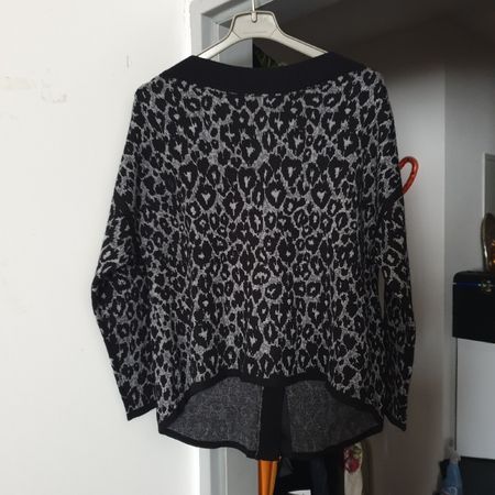 Liu Jo raffinierter Pullover Gr. 38