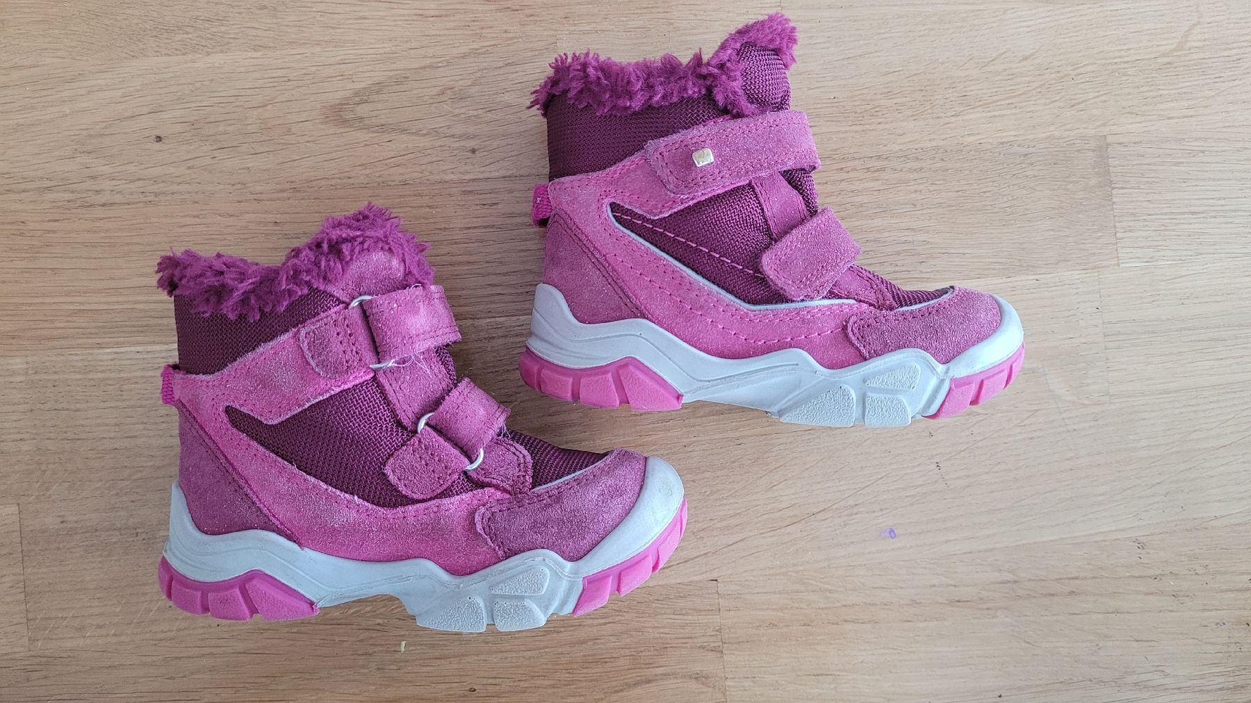 Elefanten Schuhe für Mädchen: Winterstiefel, Winterschuhe, Grösse 22 – Gebraucht aus Uetendorf von Heyhey3661
