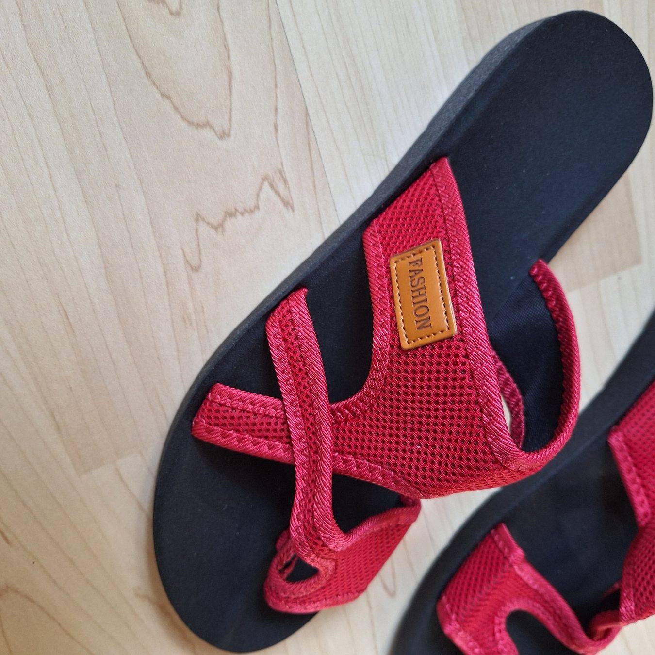 Scarpe da donna: Sandalen Gr. 44 – Nuovo e nell'imballaggio originale da Schübelbach venduto da minitel 2