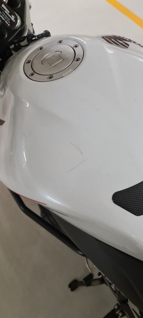 Honda Strada: Honda Hornet CB600FA – Usato da Tafers venduto da Meurio 4