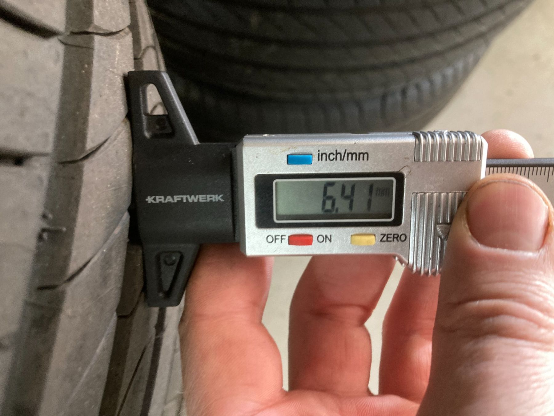 Michelin Pneus & Kompletträder: 225/45R17 Sommerpneu Michelin – Gebraucht aus Cham von WB2223 6
