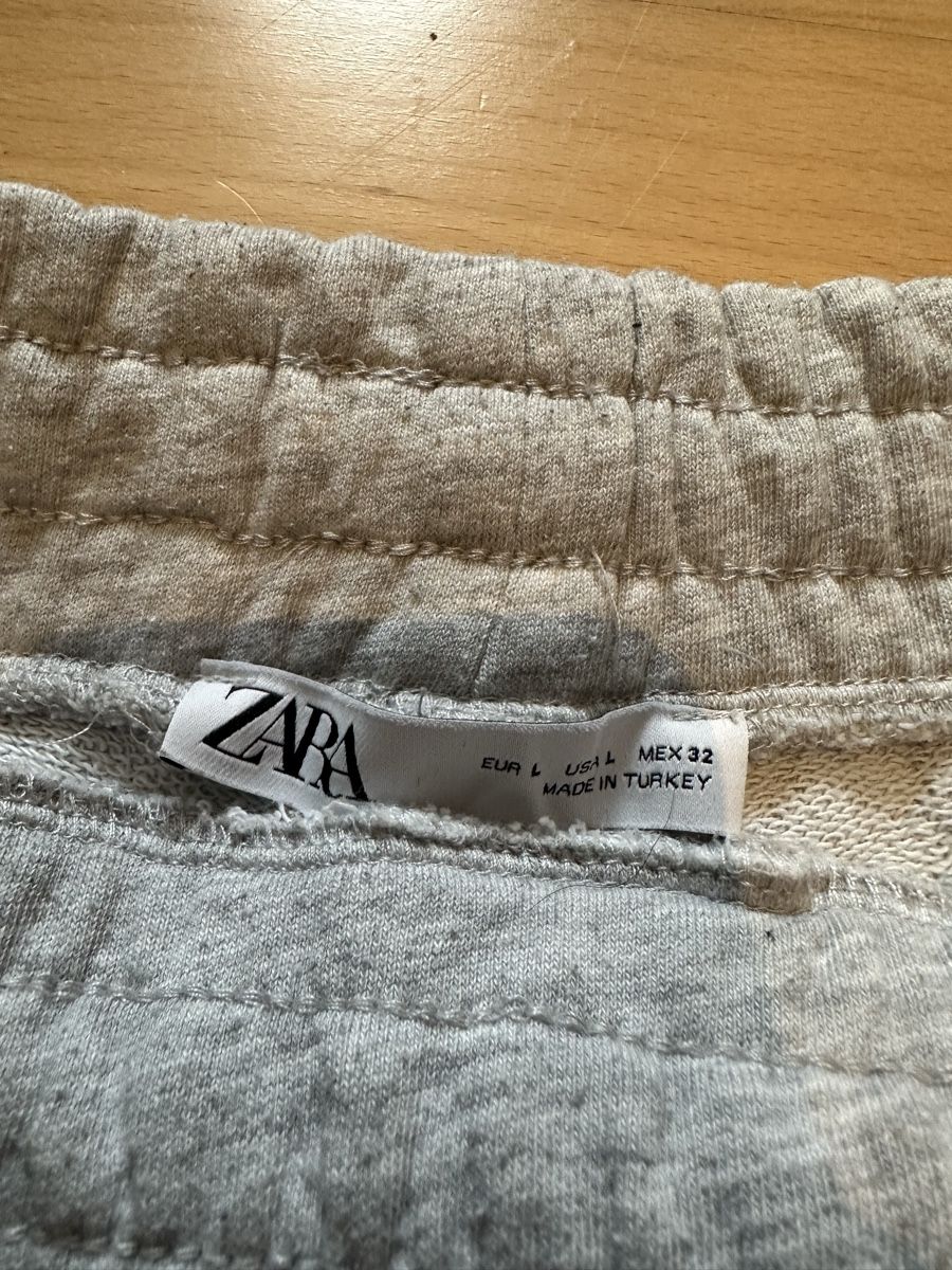 Zara Pantaloni: Graue Shorts Zara / Gr. L – Nuovo (secondo la descrizione) da Abtwil SG venduto da PauloDybala10 2