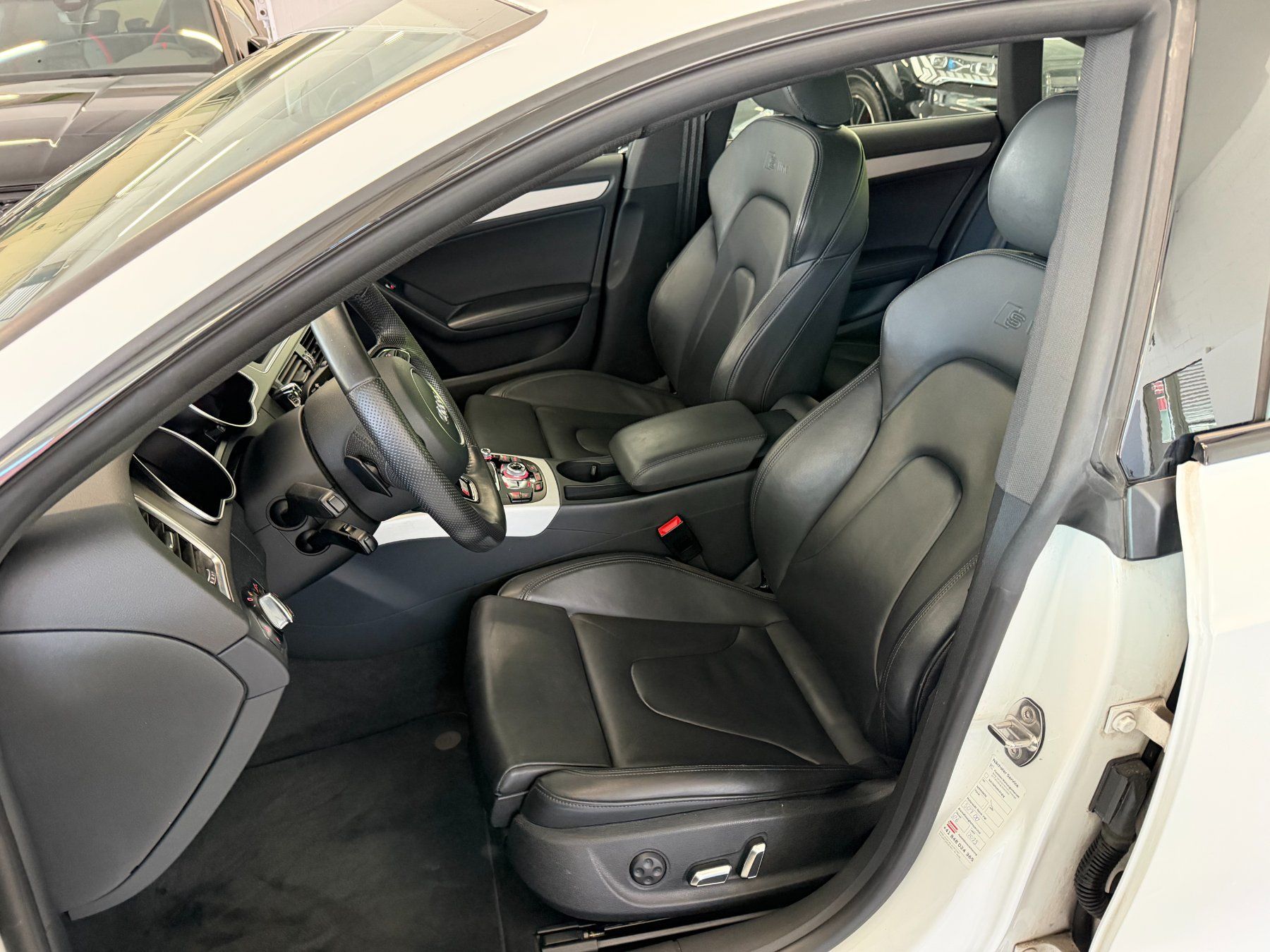 Audi Autos: Audi A5 Sportback 3.0 TDI Quattro mit MFK 11.2025 ab 1.-!! – Gebraucht aus Glattbrugg von AutoRohr 5