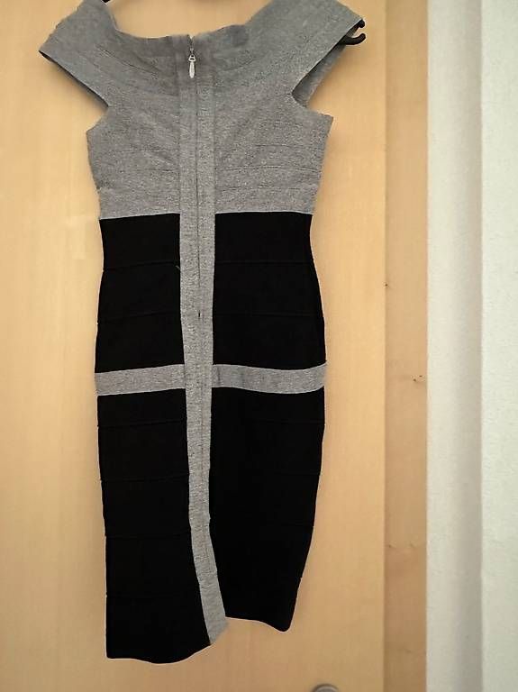 Vestiti: Robe stretch – Usato da Muraz (Collombey) venduto da dor_hp2w 1