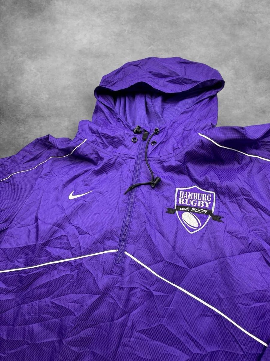 Nike Jacken: Nike jacket – Gebraucht aus Erlinsbach SO von TogaResell 1