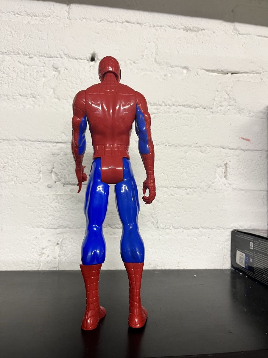 Marvel Statuette: Spiderman figure – Usato da Zürich venduto da Proton_Slit 2