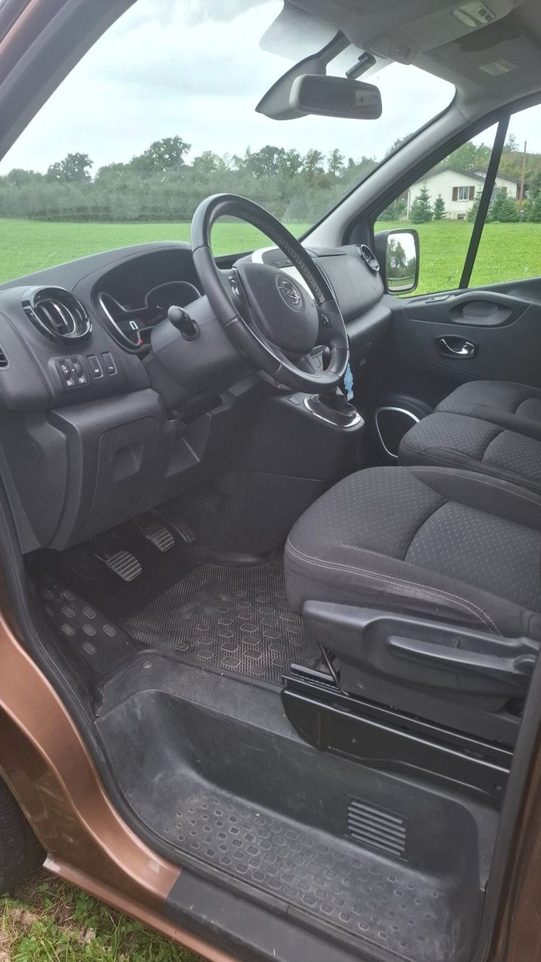 Opel Veicoli da campeggio: Opel Vivaro B 16CDTI – Usato da Neukirch (Egnach) venduto da Hureg 9