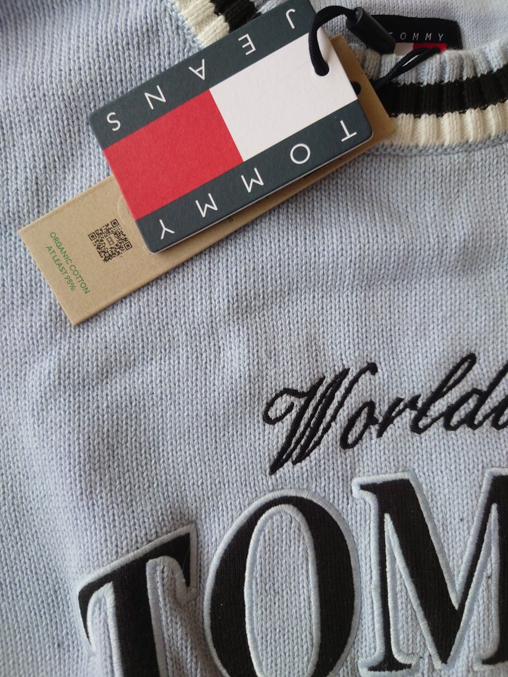 Tommy Hilfiger Maglioni & Felpe: Tommy Jeans Pullover Hellblau, Neu mit Etikett, Grösse XS – Nuovo e nell'imballaggio originale da Boll venduto da frauweber 1