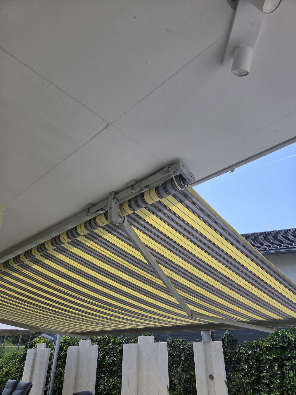 Stobag Tende da sole: Gelenkarmmarkise mit Motorantrieb Select S8130 – Usato da Bäretswil venduto da RobbyMelina 1