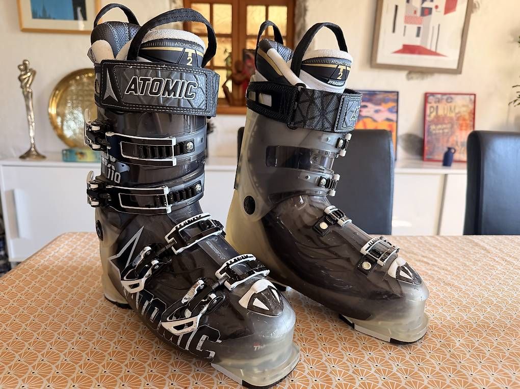 Scarpe da uomo: Chaussures ski - Atomic 27 - 27,5 - super état – Usato da Essertines-Yverdon venduto da clemesitpa 1