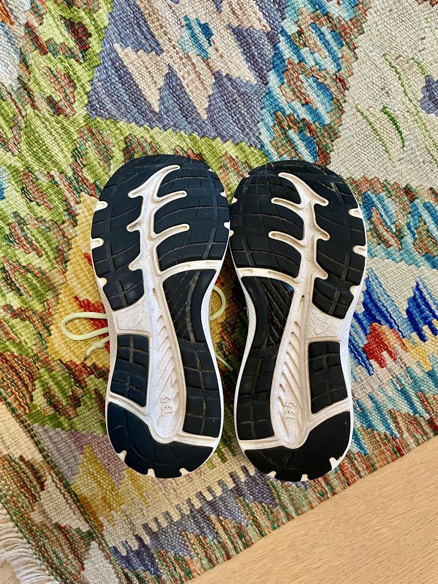 Asics Scarpe da donna: Laufschuhe Asics, 37 – Usato da Winterthur venduto da Lulalu12 3