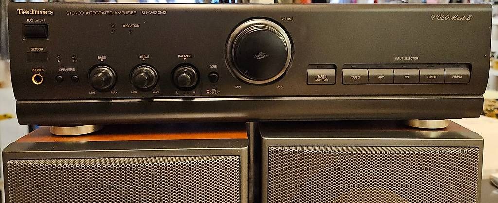 Lautsprecher: Technics Verstärker und zwei Canton Standlautsprecher – Gebraucht aus Rorschach von Crossfire34343 2