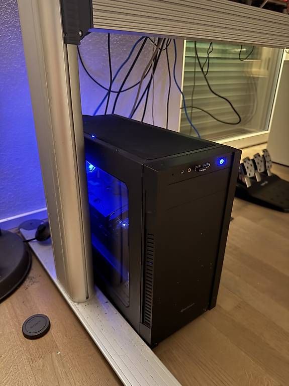 PC: Gaming PC i7 / ROG Strix RX 5700 XT – Usato da Einsiedeln venduto da luc_c2ld