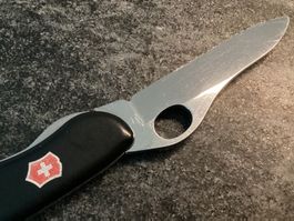 Grosses Victorinox Sackmesser "KLINGENSPERRE“