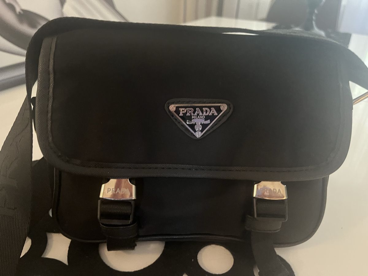 Prada Borse: Prada Tasche  – Usato da Brugg AG venduto da Ljubinka0410 1