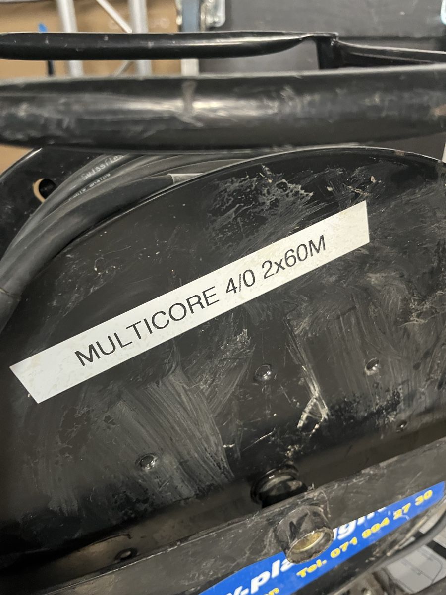 Cavi: XLR Kabel 4 fach – Usato da Nesslau venduto da Pbon 2