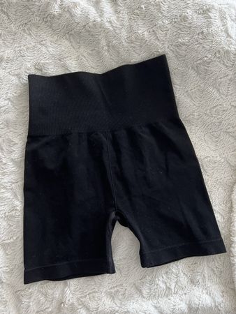 Schwarze Sport Shorts High Waist, Grösse S, wie neu!